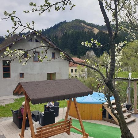 Casa Cu Povesti Rosia Montana Hotell Eksteriør bilde